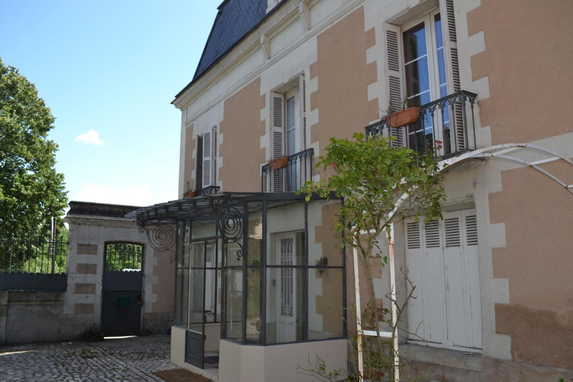 Lit En Loire Acomodação com café da manhã Saint-Cyr-sur-Loire Exterior foto